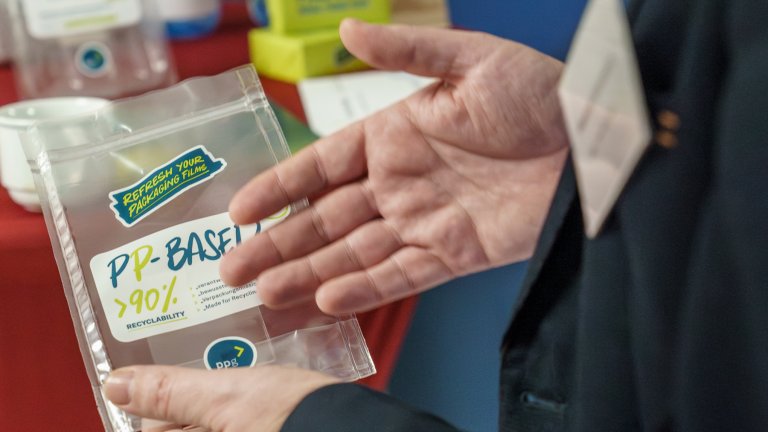 Verpackung Hand